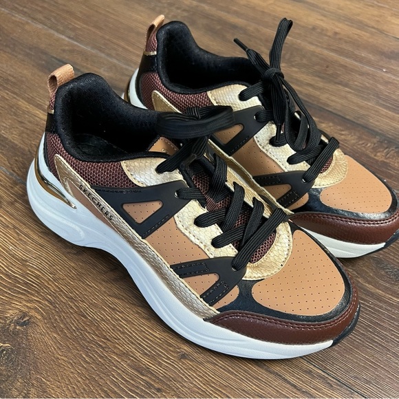 Skechers brown and black lace up sneaker SZ 6 - Picture 1 of 7